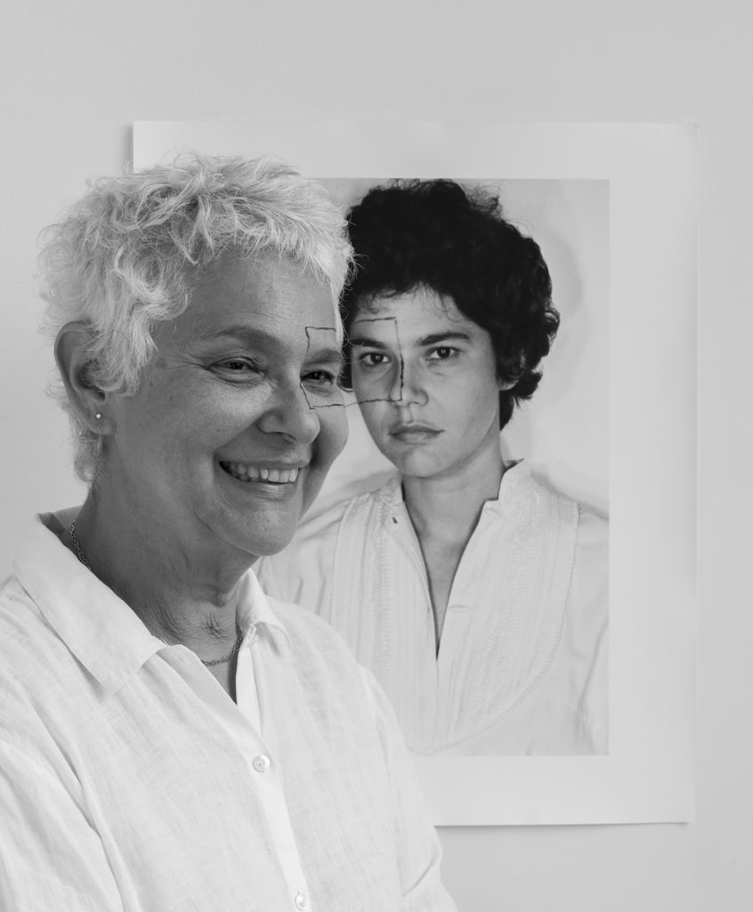 Liliana Porter, Forty Years (Self portrait with square, 1973), 2013, installation, impression chromogène, 35,5 x 28,5 cm © Liliana Porter © courtesy Galeria Espacio Mínimo, Madrid (Espagne)